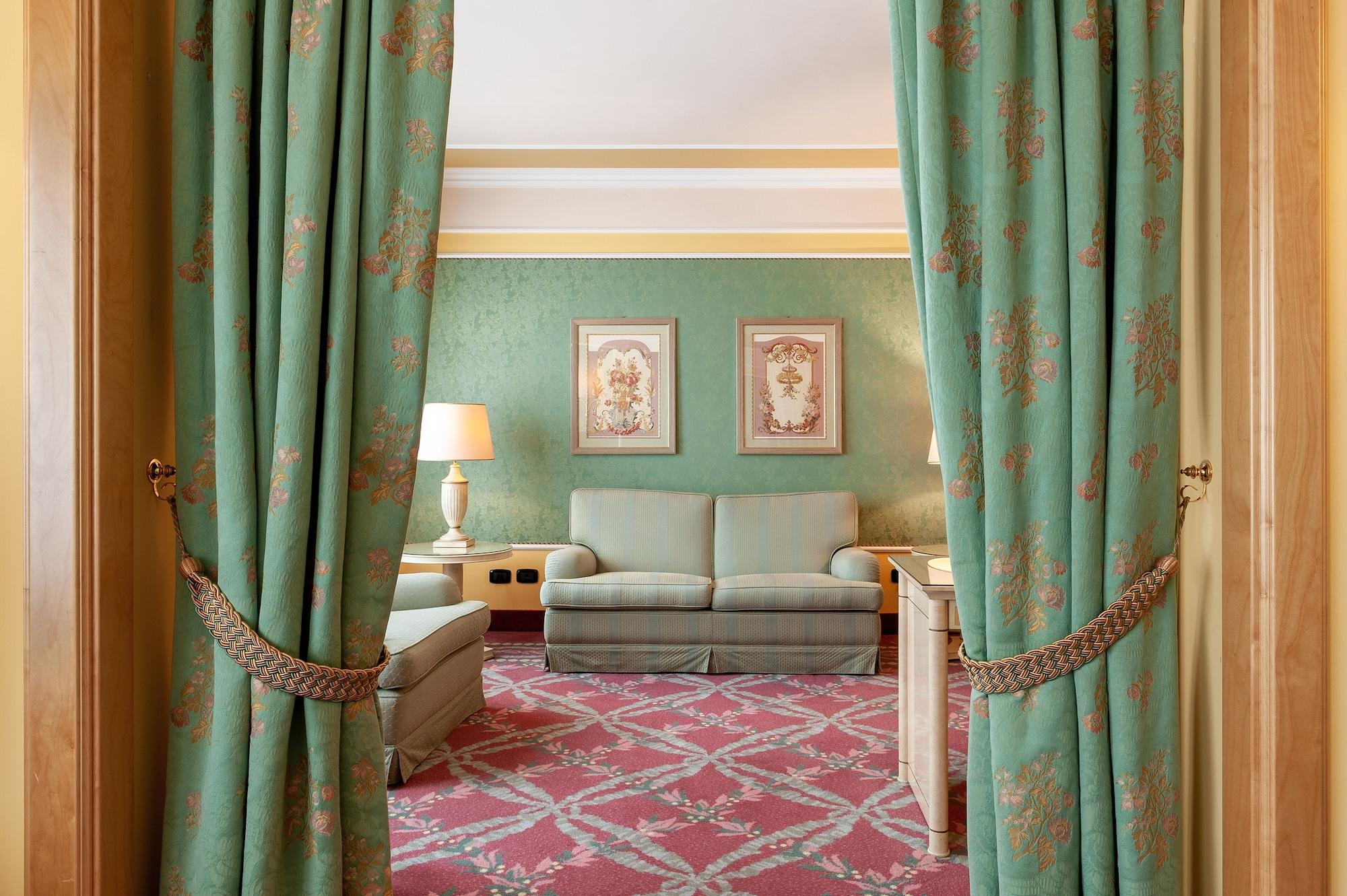 Agora' Palace Hotel Биелла Экстерьер фото