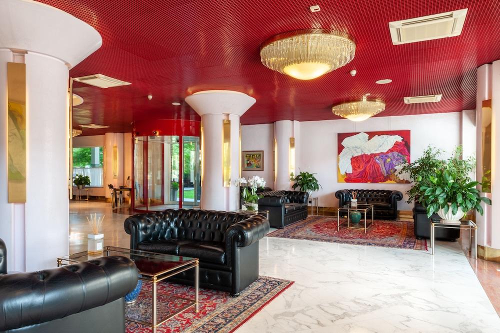 Agora' Palace Hotel Биелла Экстерьер фото