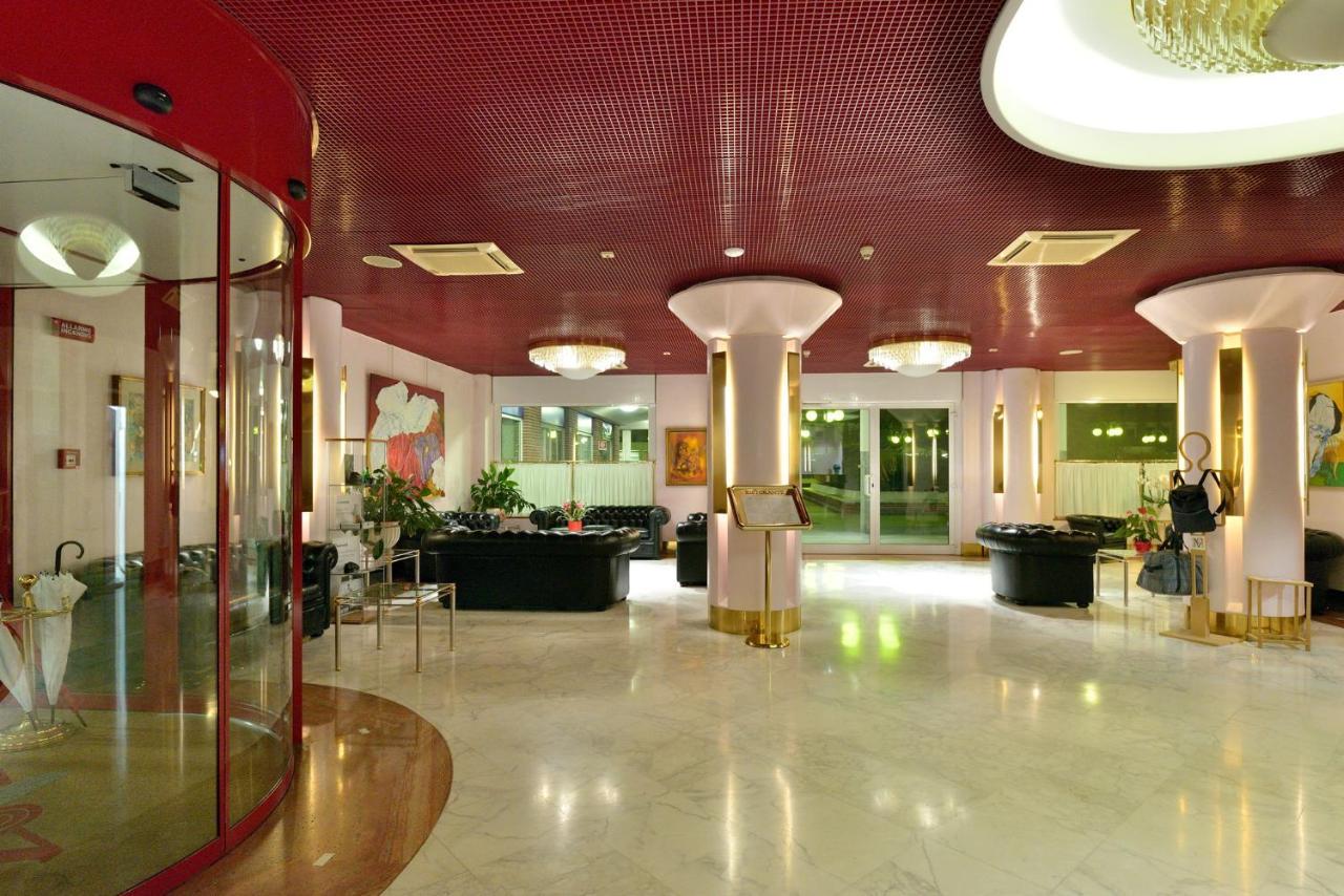 Agora' Palace Hotel Биелла Экстерьер фото