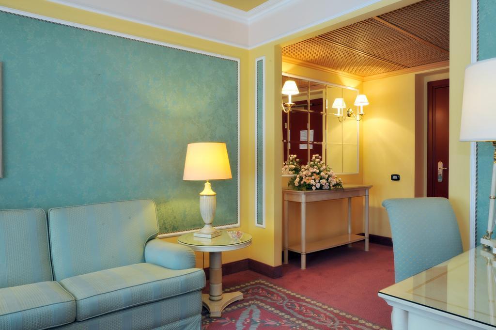 Agora' Palace Hotel Биелла Экстерьер фото