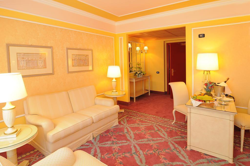 Agora' Palace Hotel Биелла Экстерьер фото