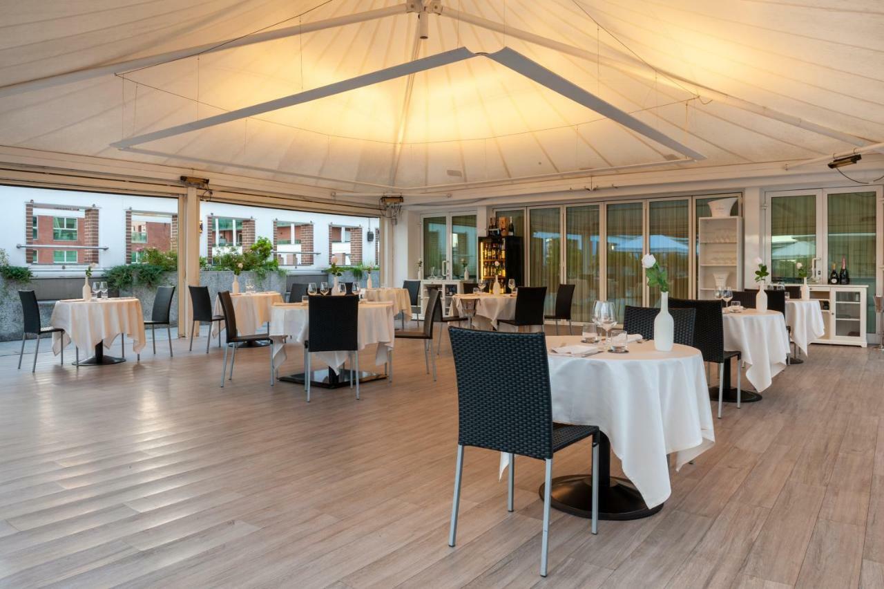 Agora' Palace Hotel Биелла Экстерьер фото
